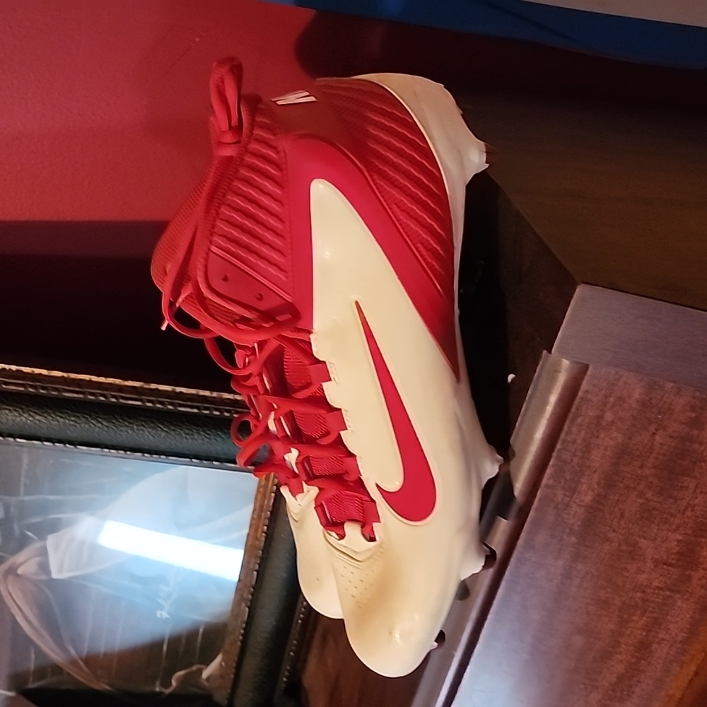 Cleats size 12